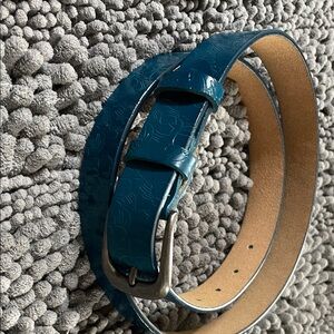Elegant Blue Embossed Women's Belt